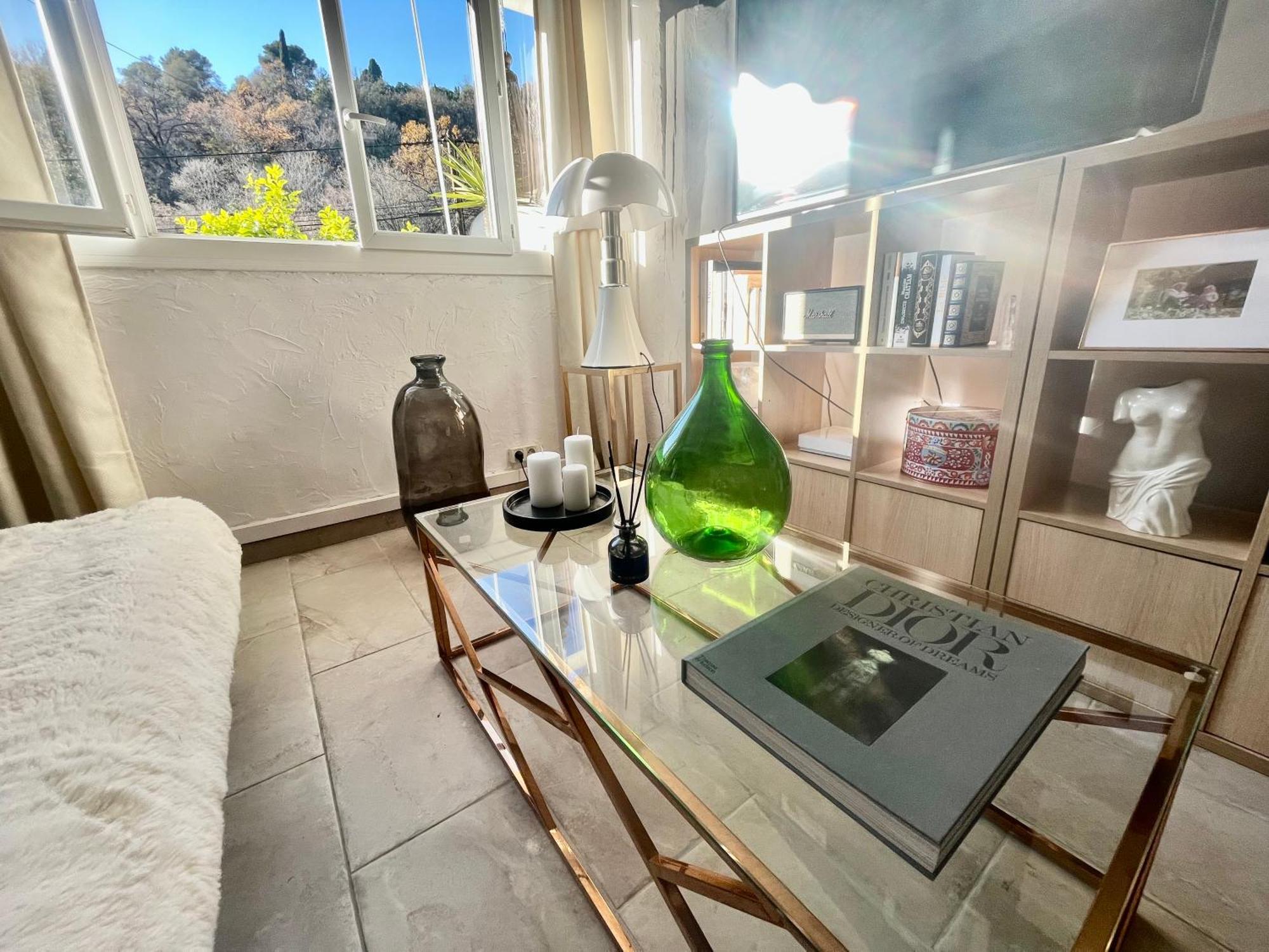 Maison 15min A Pied Du Village De Paul De Vence Holiday home *
